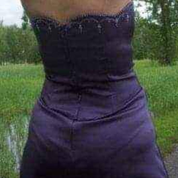 FORMAL DRESS OR PROM - Picture 5 of 5